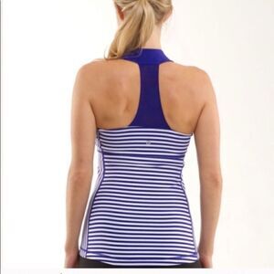 LULULEMON SCOOP NECK STRIPE RACER BACK ATHLETIC WORKOUT TANK TOP BLUE WHITE 10
